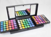 Paleta 180 Cores de sombras - Já no Brasil!!